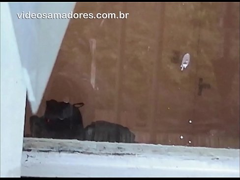 ❤️ Omu cornu chì fighjula a so fidanzata cù un altru tippu, registrendu un video di cazzo senza disturbà a coppia ☑ Porno à co.fuckmymac.ru ﹏
