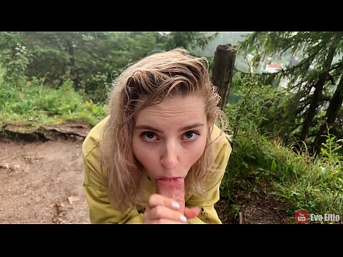 ❤️ Ragazza ingoia cum dopu un pompino publicu - Eva Elfi ☑ Porno à co.fuckmymac.ru ﹏