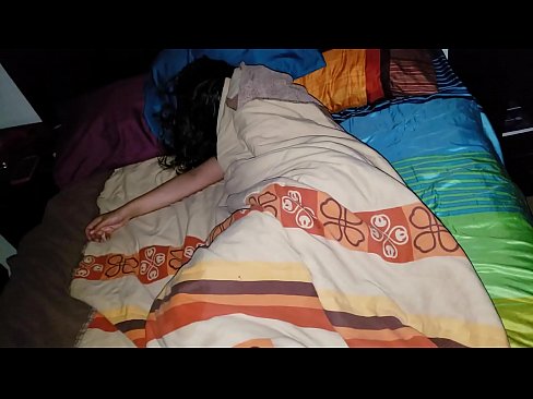 ❤️ Stepson rimprovera a so ghjovana matrigna mentre dorme. ☑ Porno à co.fuckmymac.ru ﹏