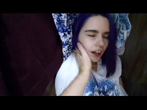 ❤️ Truvò a mo surella in l'armadiu è l'aiutò à cum ☑ Porno à co.fuckmymac.ru ﹏